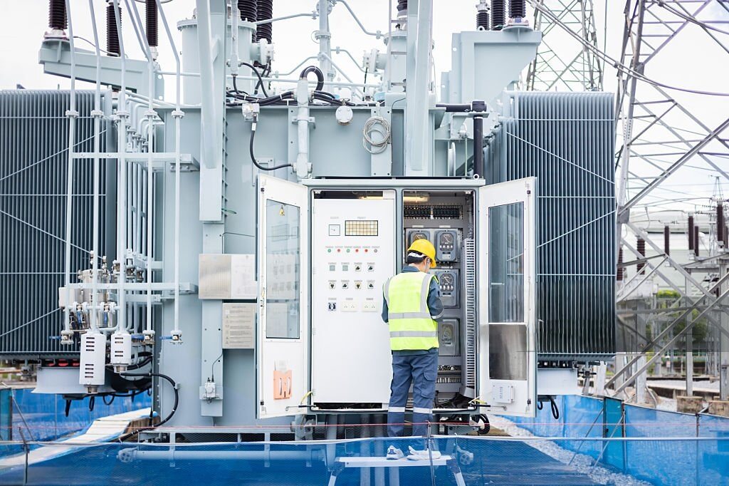 A Complete and Reliable Electrical System